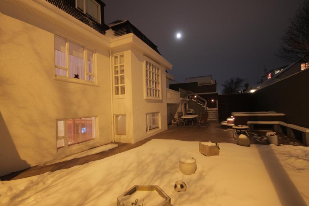 Town House Guesthouse Reykjavik Bagian luar foto